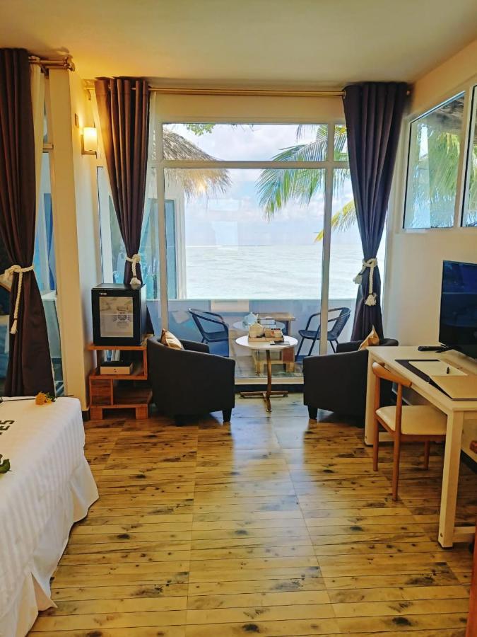 Island Life Maldives Retreat & Spa Magoodhoo 외부 사진