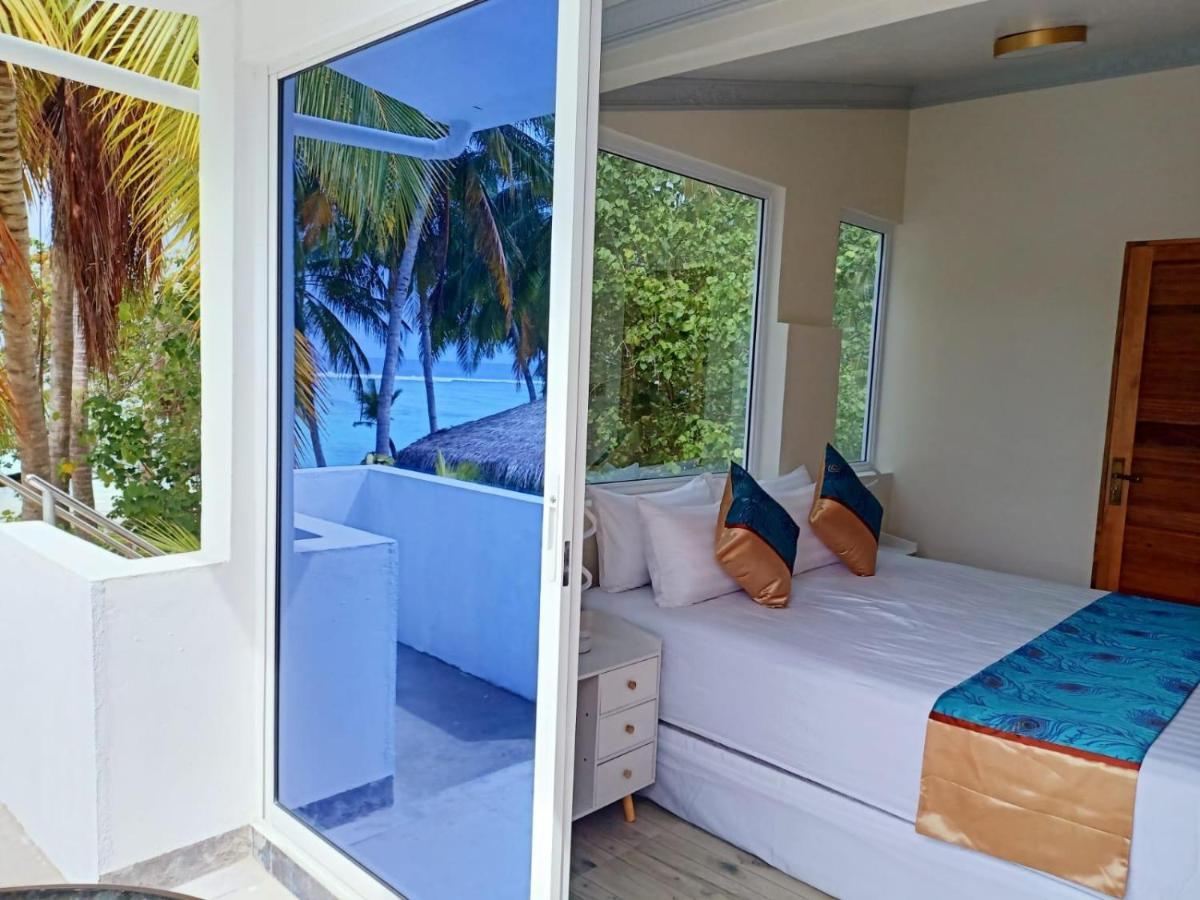 Island Life Maldives Retreat & Spa Magoodhoo 외부 사진